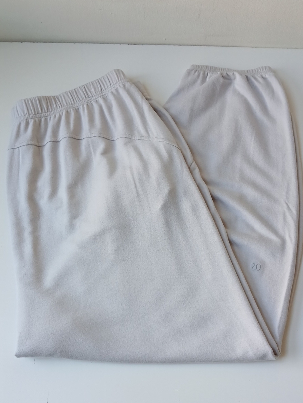 Lululemon BeCalm Oversized Mid-Rise Pant Cream Women's Large